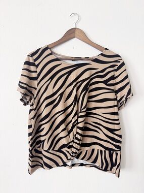 Ann Taylor Beige and Black Zebra-Print Short Sleeve Top XL